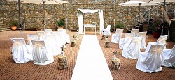 Svatební koberec - běhoun - bílý - 10 m - půjčovna 