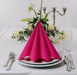 Ubrousek 40x40 cm - Airlaid fuchsia - 1ks