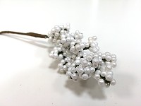Bobulky drobné perleťově bílé - zápich - 17 cm