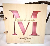 Svatební kniha hostů - A5 - dřevěná s monogramem