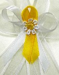 Svatební mašličky se sedmikráskou - bílo- žluté