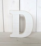 Fotorekvizita - dřevěné písmeno bílé D - 18cm