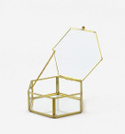 Skleněná truhlička zlatá na prstýnky hexagon - 14 cm