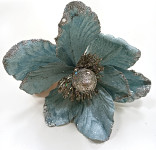 Květ magnolie sametový LUX - sv.modrý glitr - 15 cm