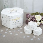 Svatební ekologické papírové konfety 3 g  -  stříbrná a bílá srdíčka