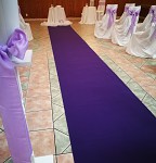 Svatební koberec - běhoun - tm.fialový - 10m - půjčovna