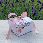 Krabička na výslužku hranatá se stuhou 110 × 110 × 70 mm - pastelové květy 