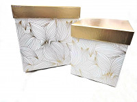 Dárková krabice hranatá  bílo - zlatá - 20 cm