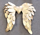 Plechová křídla antik zlatá - 40 cm