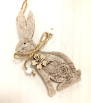 Zajíček filcový s květinou 12 cm - závěs - béžový Zajíček filcový s květinou 12 cm - závěs - béžový