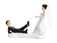 Veselá svatební figurka na dort - nevěsta s lasem